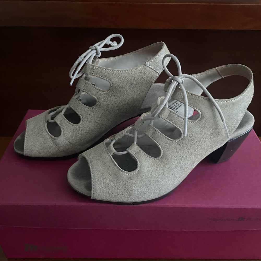 Munro Women's Suede Lace-Up Heels